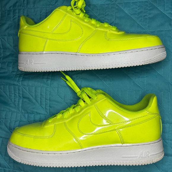 Air Force 1 LV8 UV/VOLT ‘07 Men’s Size 11 Brand New W/Box - Picture 2 of 4
